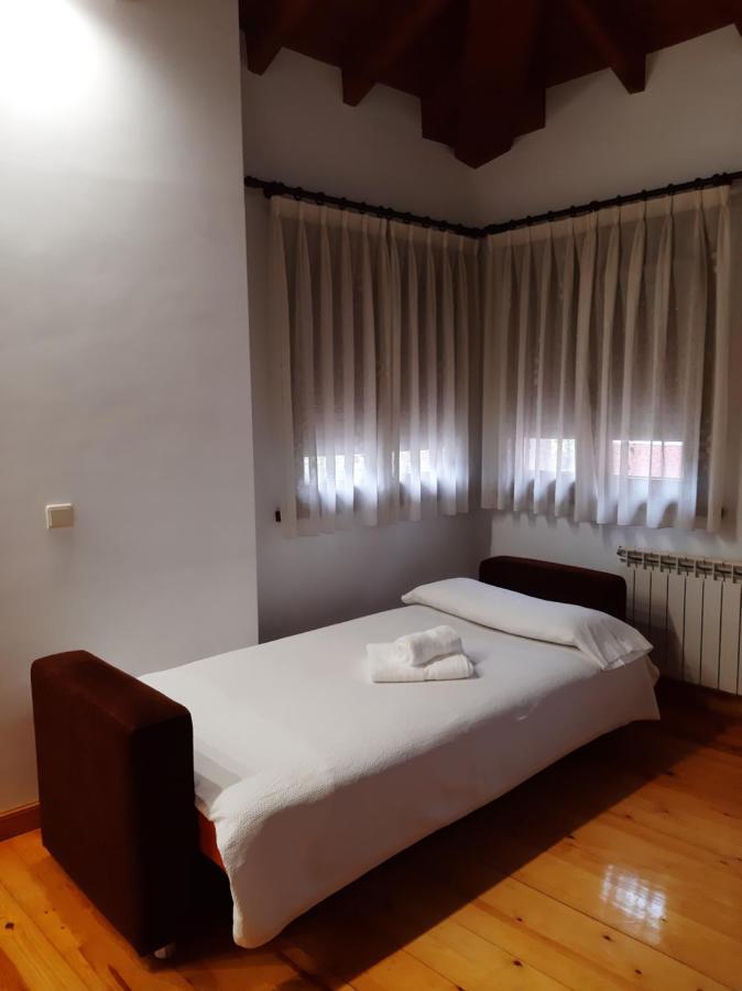 El Puentin Del Sella Con Wifi Y Parking Gratuito Apartment Cangas de Onis Bagian luar foto