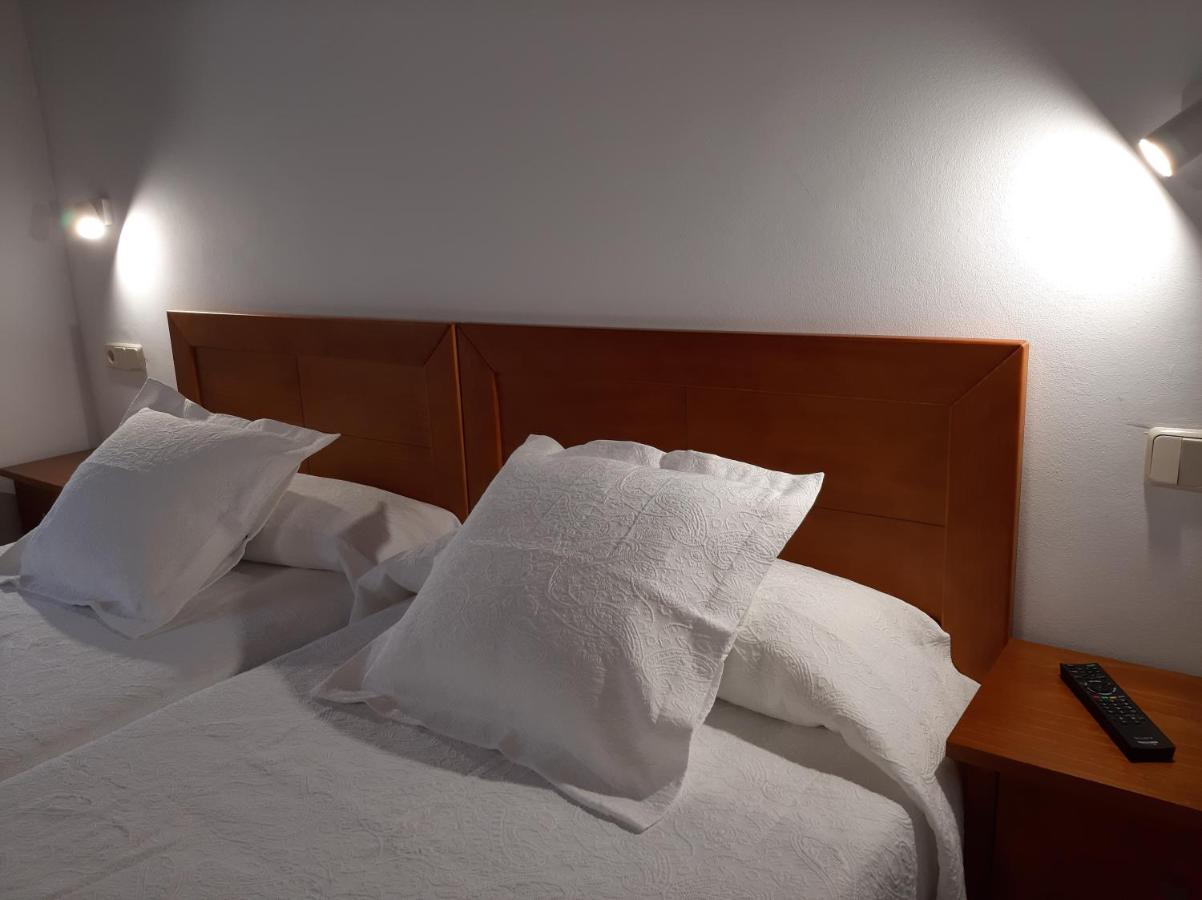 El Puentin Del Sella Con Wifi Y Parking Gratuito Apartment Cangas de Onis Bagian luar foto