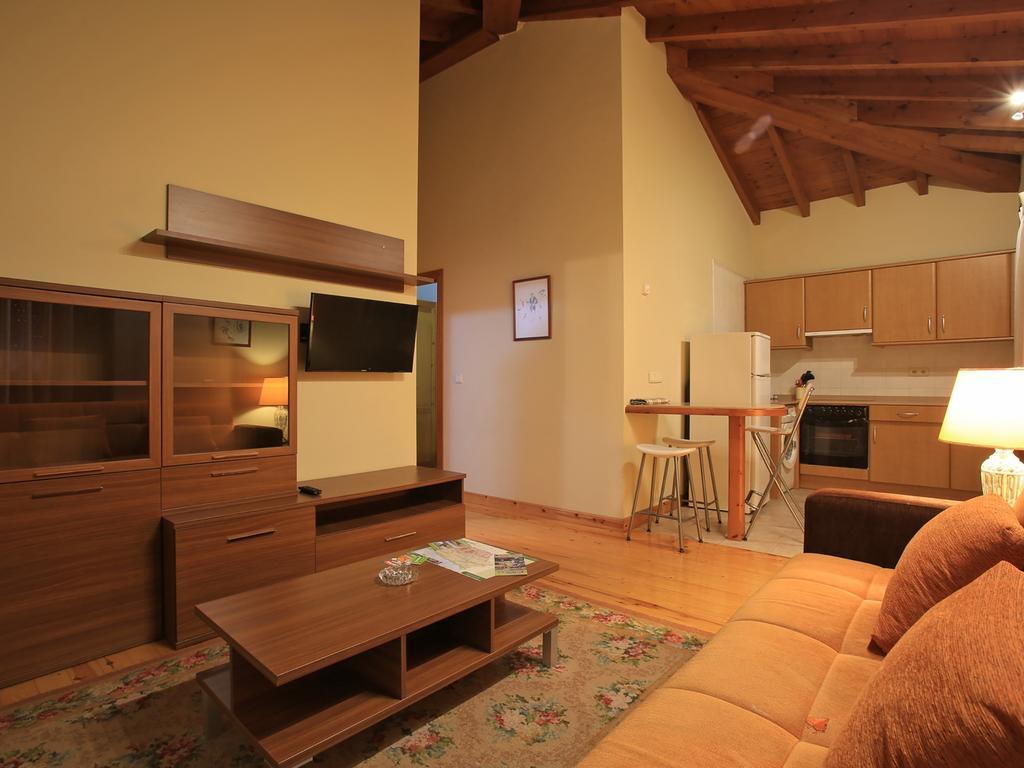 El Puentin Del Sella Con Wifi Y Parking Gratuito Apartment Cangas de Onis Ruang foto